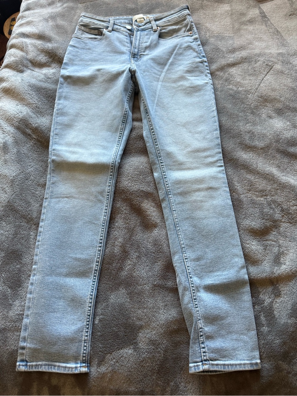 Size 8 - High Waisted - Light Wash Women's Skinny Jeans - H&M